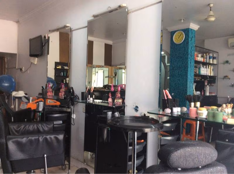 Prince Salon