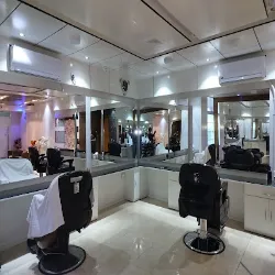 Q CARE PREMIUM SALON & SPA