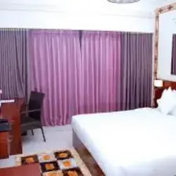 Coventina-Lake-Suites-swimming-pool-in-dhaka
