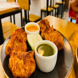 The Momo House - Bashundhara R/A