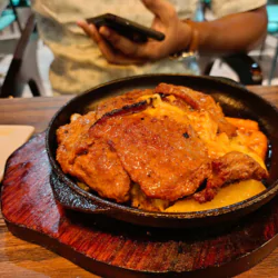 Tong Restaurant